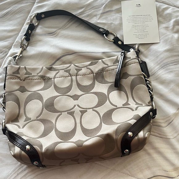 Coach HandBag new color brown - Picture 7 of 9